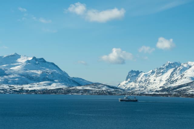 Tromsø Fjord, Tromsø