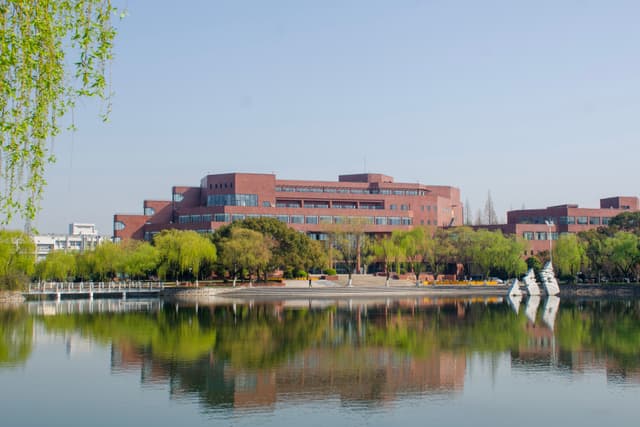 Yue-Kong Pao Library, SJTU