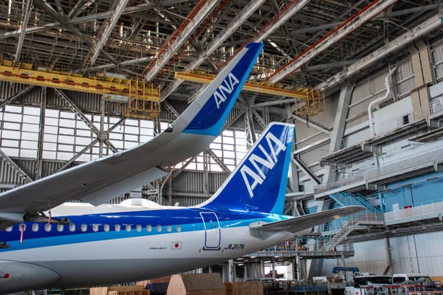 Boeing 737, Haneda, Tokyo