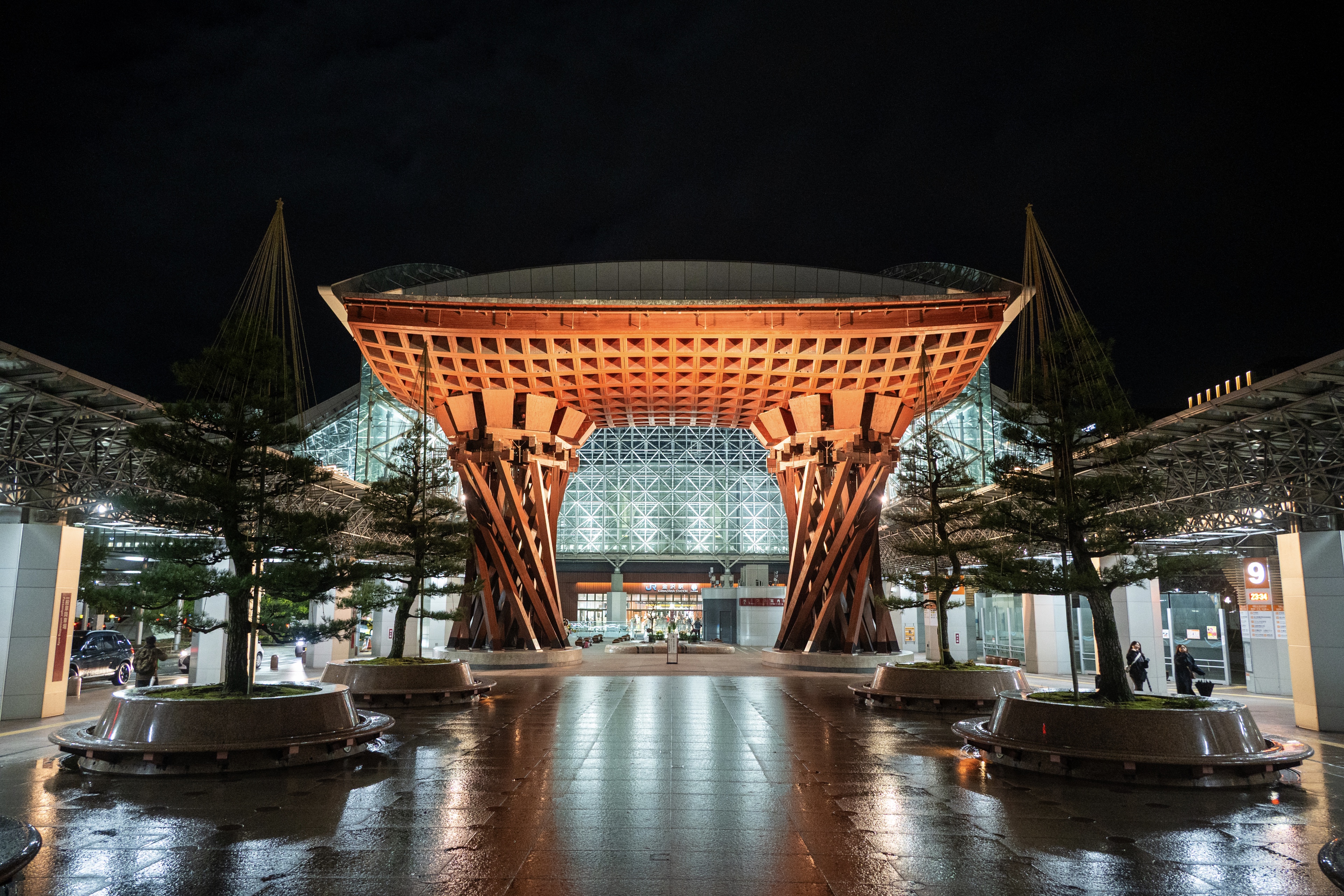 Kanazawa Station, Ishikawa
